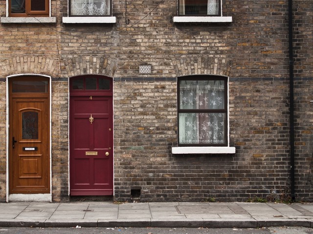 Сравнение стальной, деревянной и бронированной входных дверей