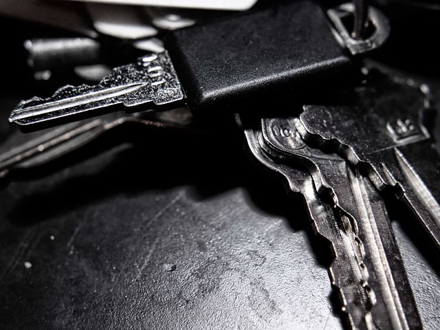 Выбор и установка замка для межкомнатной двери